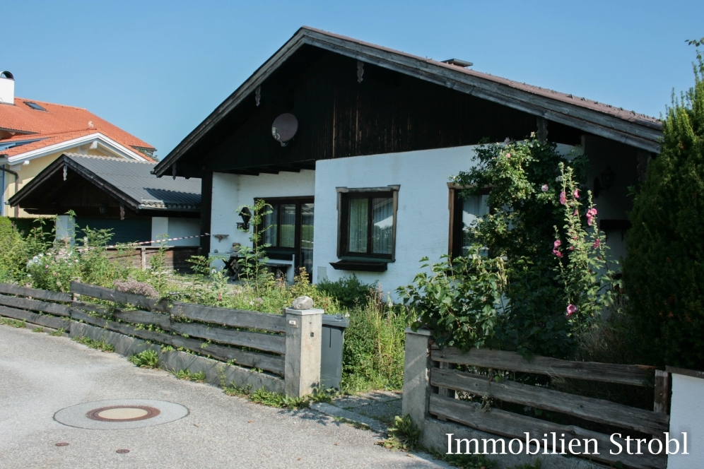 Einfamilienhaus zu renovieren in Plainfeld bei Salzburg.